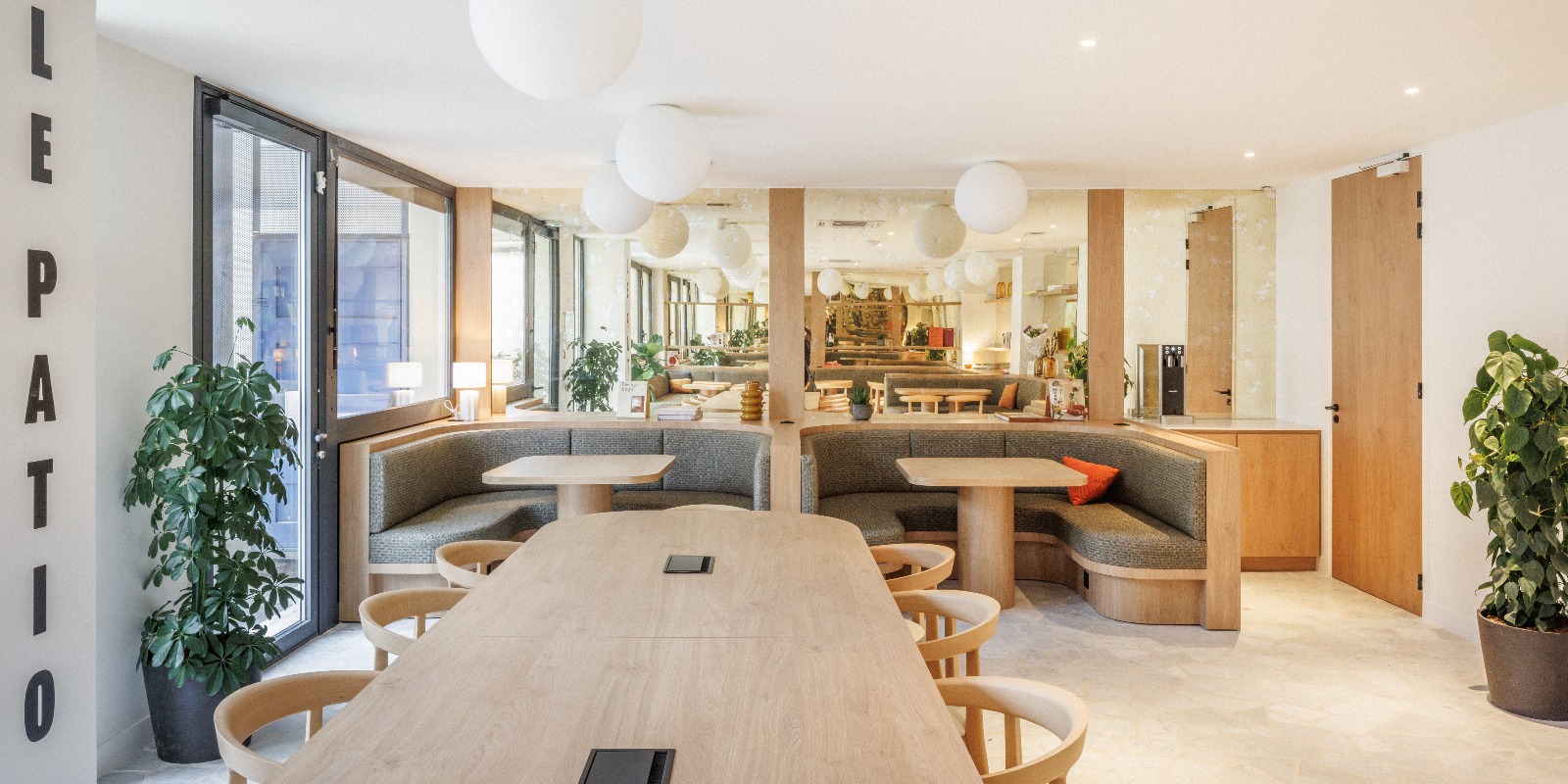 Espace de coworking Neuilly-sur-Seine - NEUILLY CHARLES DE GAULLE - Photo 1